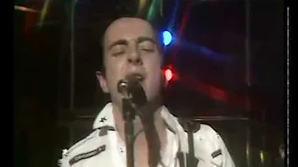 The Clash - English Civil War (live 1979) The Clash - English Civil War (live 1979)