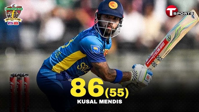 Sohildagi ayollar hojatxonasida yashirin kamera Erkak jinsiy olatni onanizm