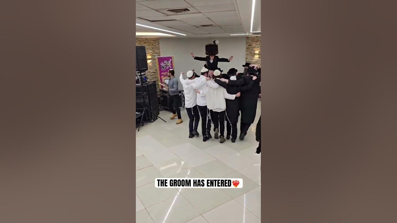 THE GROOM HAS ENTERED❤️‍🔥#shabbat #shalom #rabbi