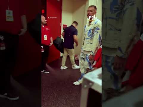 تايلور سويفت تدخل عالم الرياضة من باب الحب