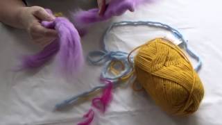 Understanding Roving Yarn by Mama Knows Luxury