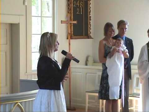 Emelie Whlin sings "FR ALLTID" (cover) at Beatrice...