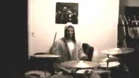 Chris Hiebert - Drummer Haunted Shores warms up
