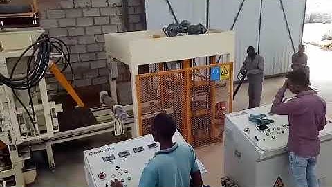 QGM QT6-15 Automatic Concrete Block Machine in Malawi