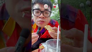 Thử thách ăn uống theo yêu cầu icon - Tùng Mlem Official #food #foodchallenge #tiktok #shorts