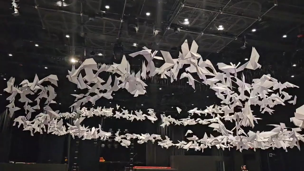 New York] Fashion Week Origami Installation – Taro's Origami Studio