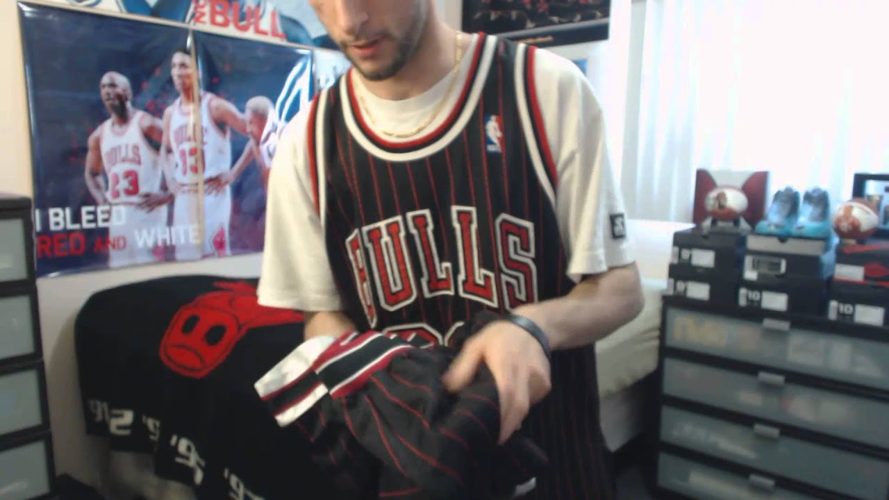 jordan jersey black red pinstripe