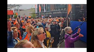 Bouke & The ElvisMatters Band - Sweet Caroline | Koningsdag Emmen 2024