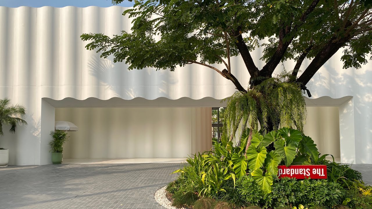 The Standard Pattaya Na Jomtien   Standard King Pool Esme Beachclub Breakfast