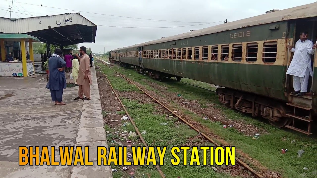 Express and Passenger Trains | Bhalwal Railway Station | Millat Express and Karana Passenger