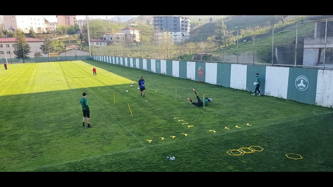GIRESUNSPOR FK GK TRAINING VIDEOS 🧤⚽QUICKNES TRAINING VIDEOS /HANDLING/FOOTWORK/