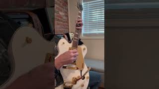 🌙✨🎸Different Vibe