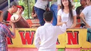 2 kulu kulu sadunya/wawan group/ di caracas/2014