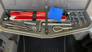 BMW E39 Trunk Tools -- Is Your Kit Complete?