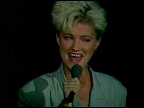 Marie Fredriksson - Ännu Doftar Kärlek (Hyllningsfest till Cornelis 1988)