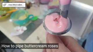 Piping Buttercream Natural Roses