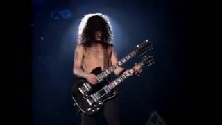 Guns N' Roses  (Knocking On Heaven's Door Live In Tokyo ) 1992 HD