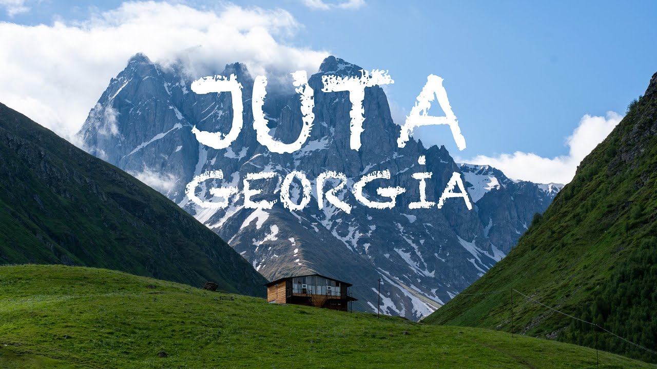 GÜRCİSTAN ( 3. BÖLÜM ) JUTA DAĞINDA KAMP. KAZBEGİ'NİN ETEKLERİNDE GERGETİ KİLİSESİ..