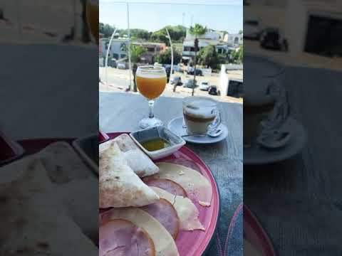 Petit déjeuner au restaurant café VIVO à sidi bouzid