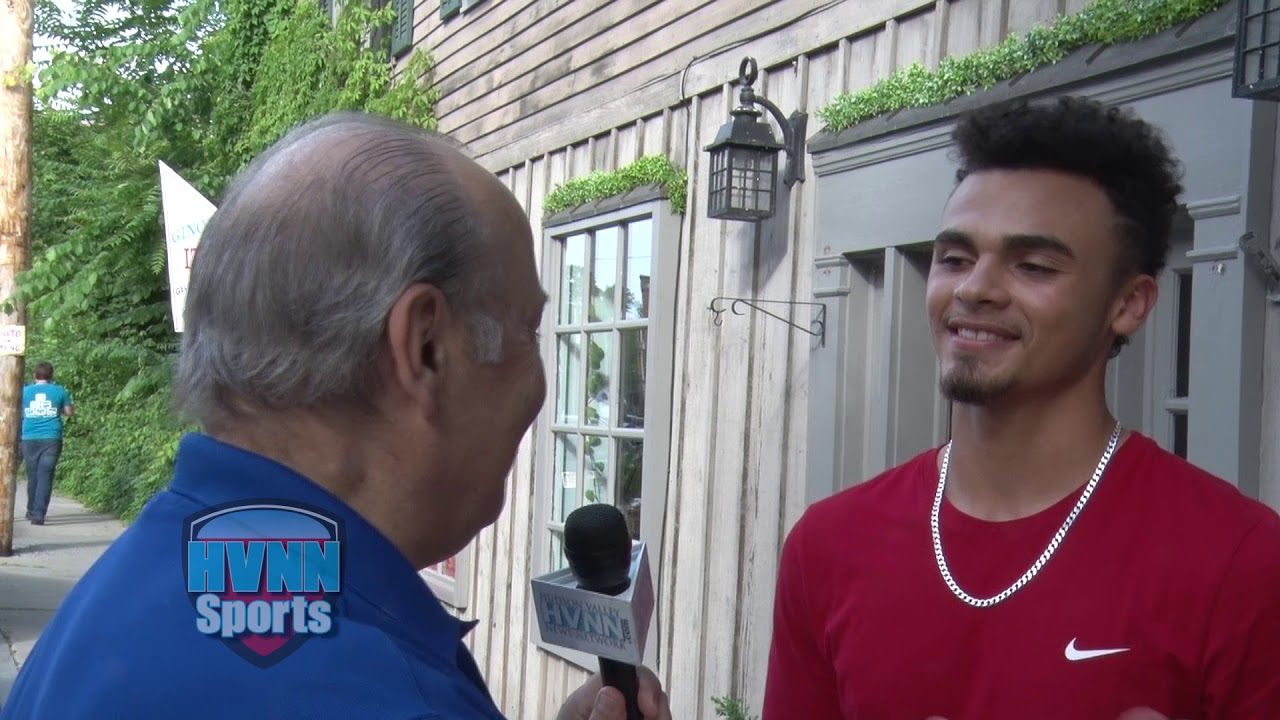 Lenny Torres Signs with Indians