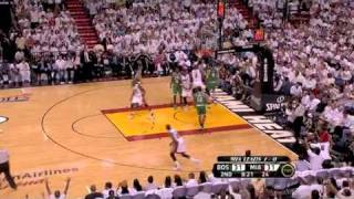 Dwyane Wade - Assist from Bosh & Dunk (Heat vs Celtics PlayOff 2011)