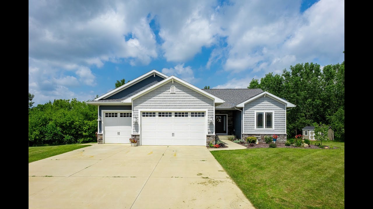 611 Camrose Ct Laingsburg, MI Amber and Gayle Holt Real Estate YouTube