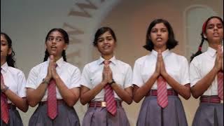 Saraswati Vandana - Var de var de, Veena vadini var de......