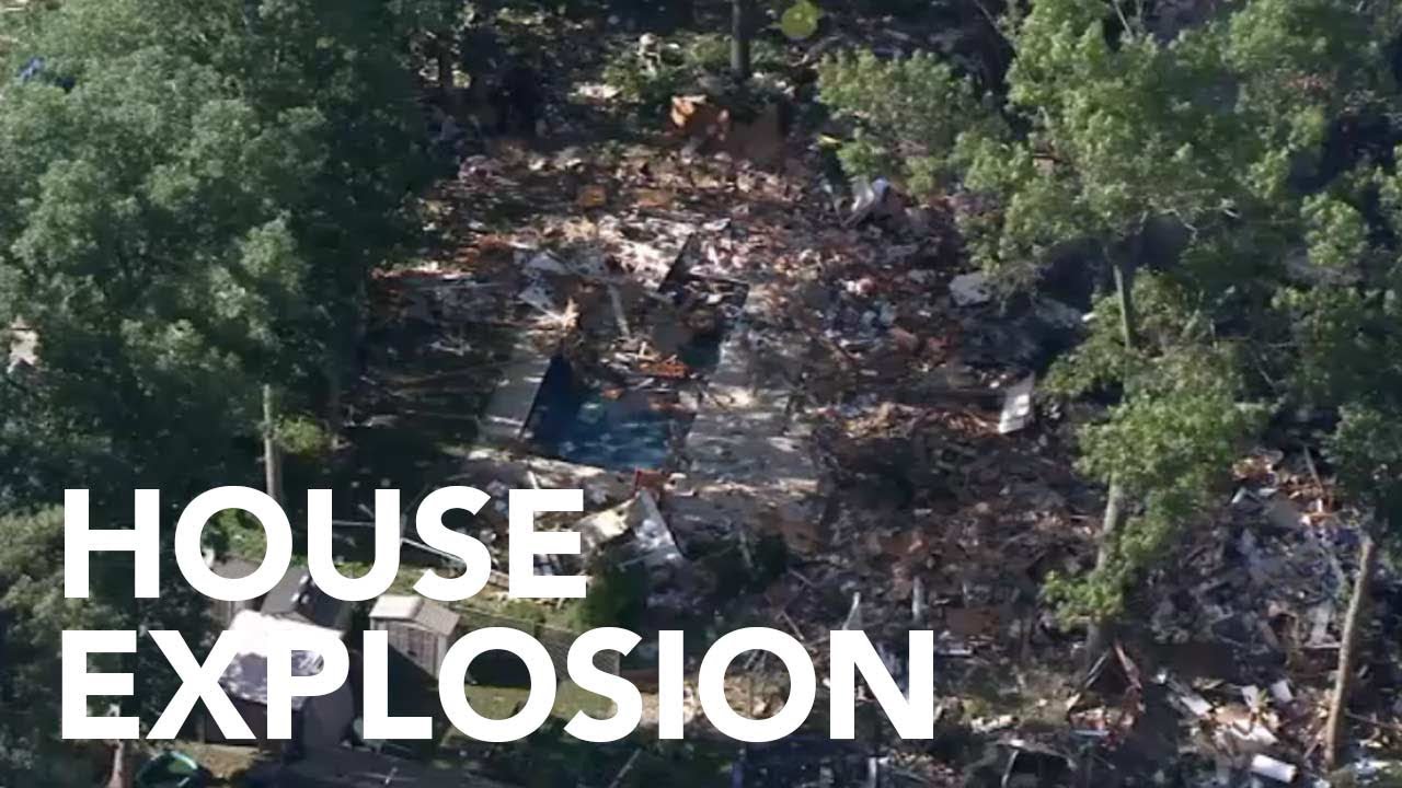 House explosion in New Jersey Chopper 6 over Newfield, N.J. YouTube