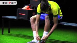 Conciencia Incienso Suministro Neymar presenta las botas Nike Hypervenom - YouTube