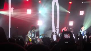 Fall Out Boy - Where Did the Party Go HD (Live in Toronto)