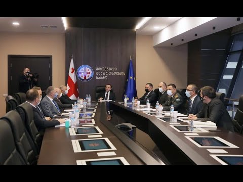 პრემიერ-მინისტრ ირაკლი ღარიბაშვილის ხელმძღვანელობით, ეროვნული უსაფრთხოების საბჭოს სხდომა გაიმართა