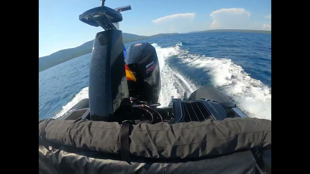 RIB BRIG Eagle 6.7 & Mercury pro xs 225 V8 in Kroatien Rough sea