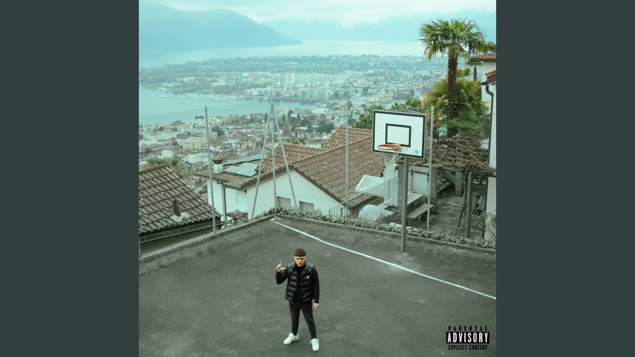 Mira VADO DI FRETTA en YouTube Mira VADO DI FRETTA en YouTube