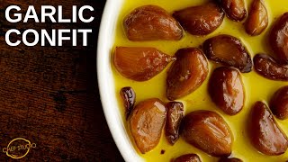 Garlic Confit | A recipe for soft, perfectly caramelized garlic confit