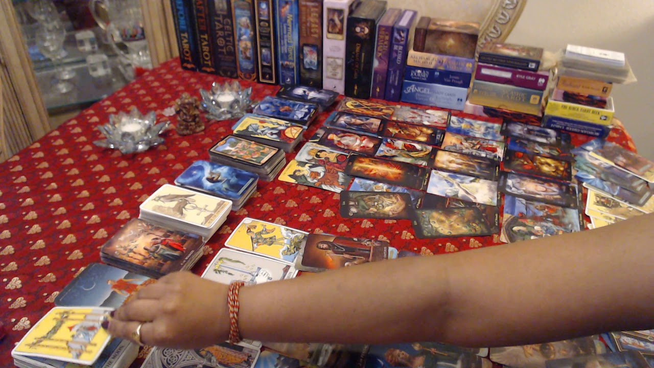 Twin Flame Energy Check In - Divine Masculine Trying To Figure Out His Return!