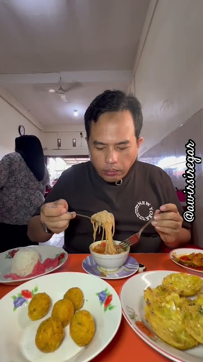IF YOU HAVE REACHED THE HOME OF THIS VIDEO, LET US KNOW #shorts #streetfood #food #foodie #fyp #c...