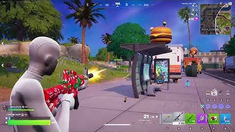 SKELLATORN HAS A NEW MIKE