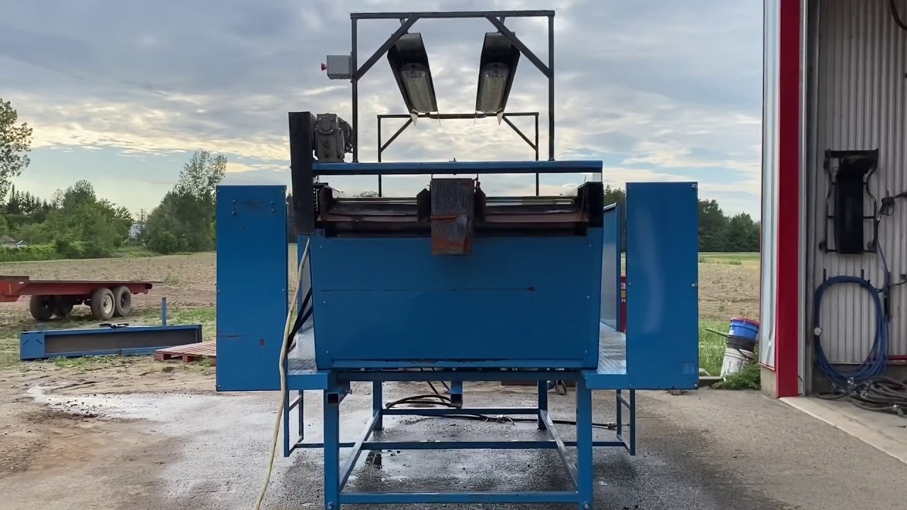 Alliston rolling table - YouTube