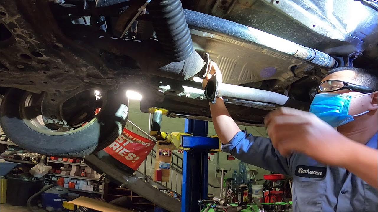 2010 Honda CR-V Exhaust Gasket and Bolts Replacement - YouTube