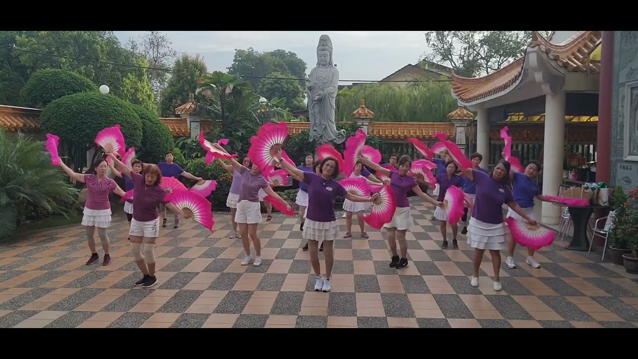 柏龄观音庙舞蹈班 : 风华绝代💐汤兰花#华语连续剧【一代佳人】 - YouTube