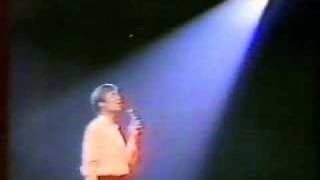 John Denver live in Australia - Shanghai Breezes \u0026 Perhaps Love (1983)