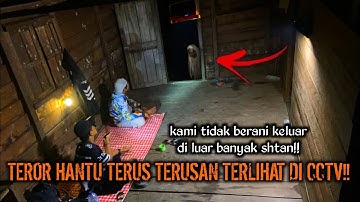 CAMPING HOROR DI LUAR BANYAK SHETAN KAMI GA BERANI KELUAR DI TEROR SEMALAMAN!!