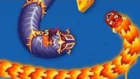 Worms zone Io 🐍🐍 Big snake hunting for small snake 🐍🐍 try new #gaming #video #wormszone 