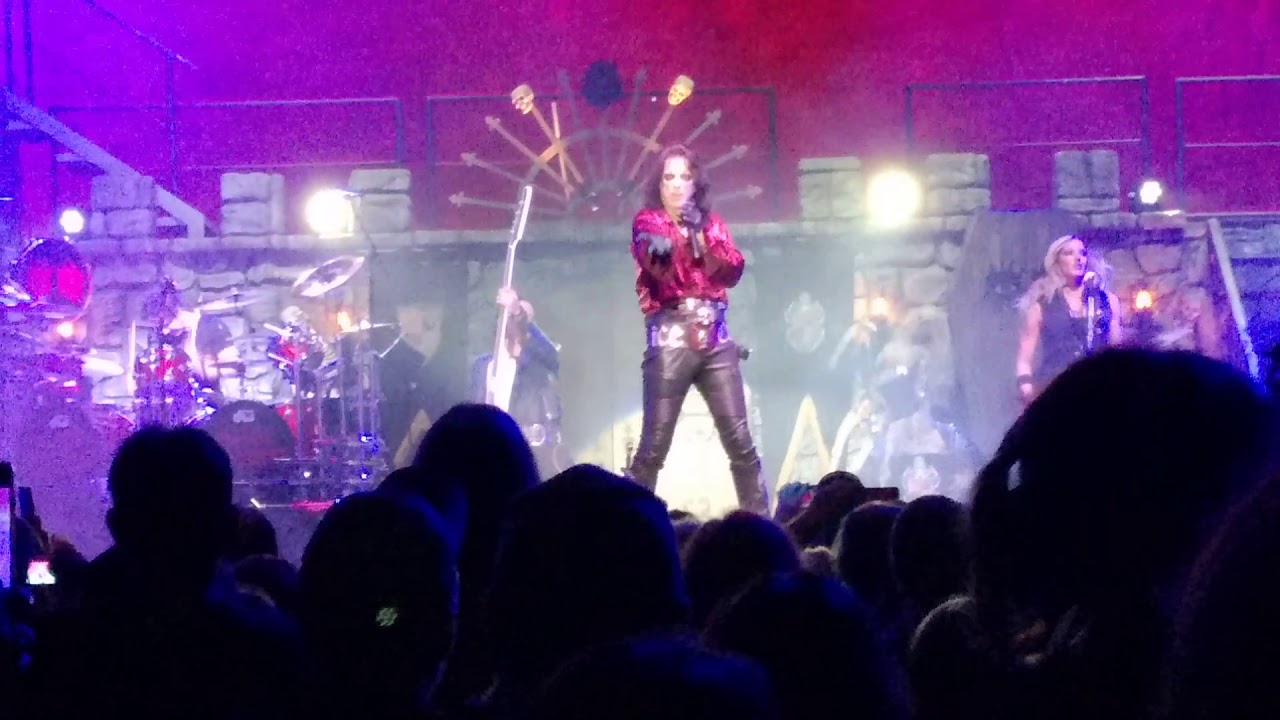 Alice Cooper from the 13th Row! August 3, 2019 Knoxville TN FULL SHOW