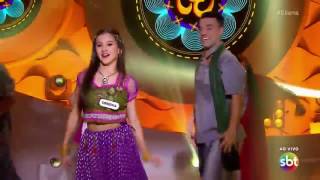 Lorena Tucci no Dance se puder dançando Udit Narayan