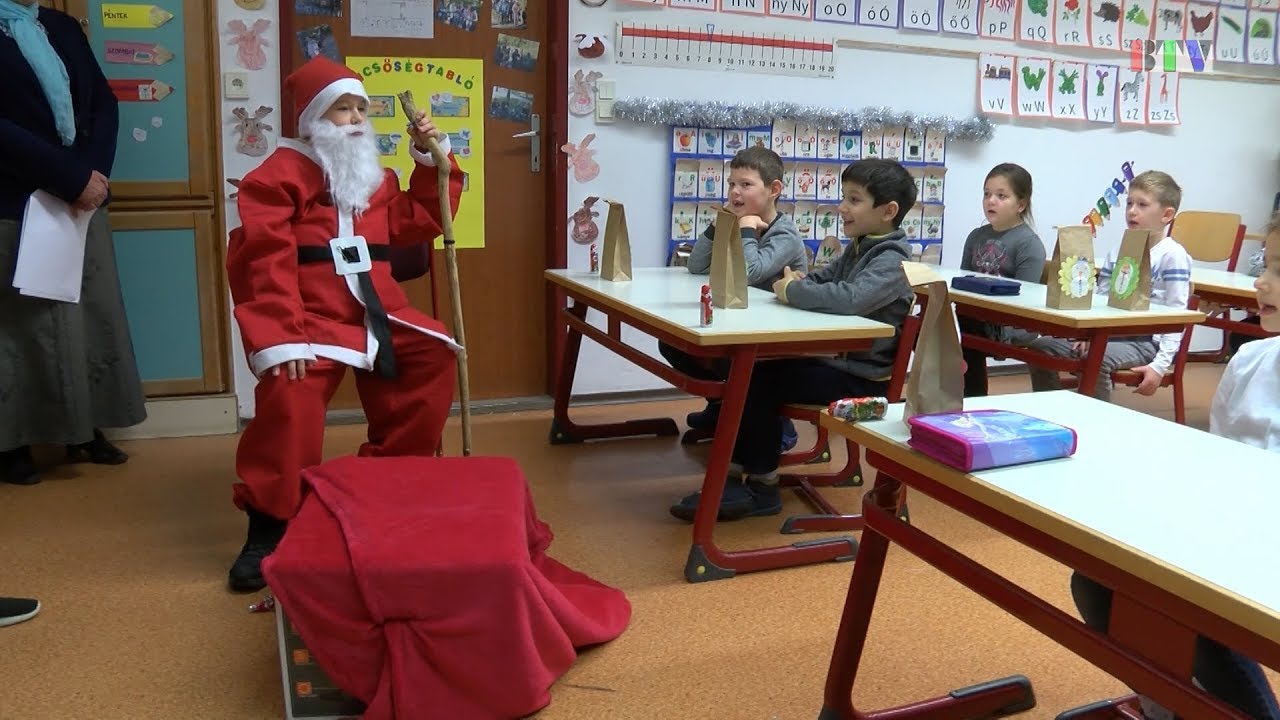 Mikulás az iskolában