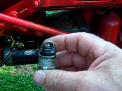 1953 Farmall Super A Spark Plug Info - YouTube