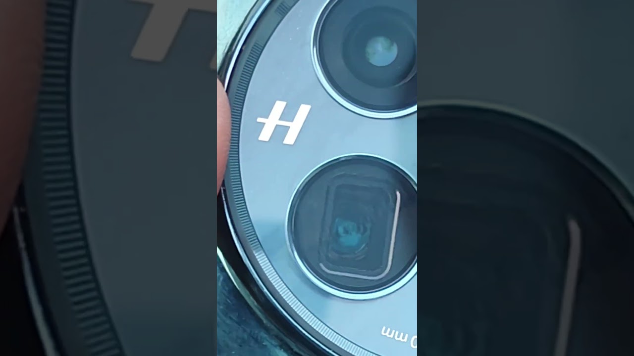 OnePlus x Hasselblad periscope camera lens 