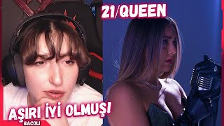 Pqueen - 21Queen Elanur İzli̇yor