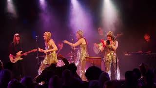 Download Lagu BeatGirls disco, live from St Peters Hall Paekakariki NZ MP3